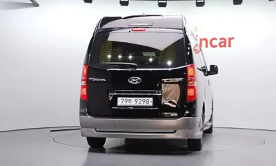 Hyundai Starex 2018, 75505 км, за 20200000 KRW