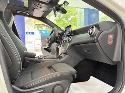 Mercedes-Benz A-Class (Import) 2017, 60000 км, за 45800 CNY - фото 13