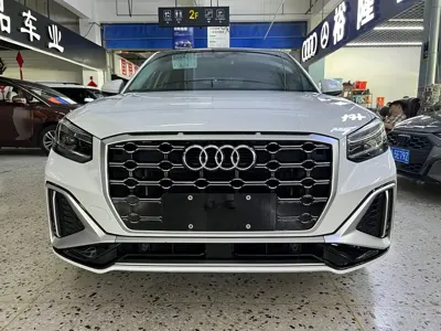 Audi Q2L 2022, 29000 км, за 119800 CNY