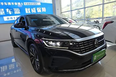 Volkswagen Passat 2025, 3300 км, за 150452.66 CNY - фото 3