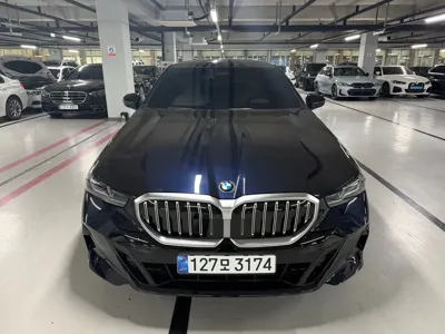 BMW 5-Series 2025, 2547 км, за 36100000 KRW