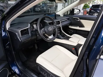 Lexus RX 2022, 40700 км, за 339600 CNY - фото 9