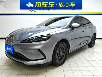 BYD Seal 05 DM-i · 2025 год