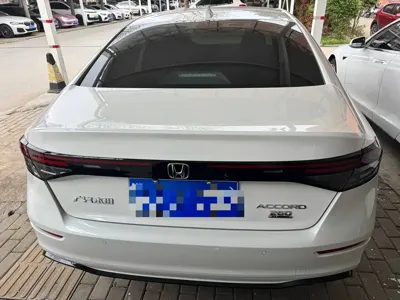 Honda Accord 2025, 5000 км, за 128800 CNY - фото 11