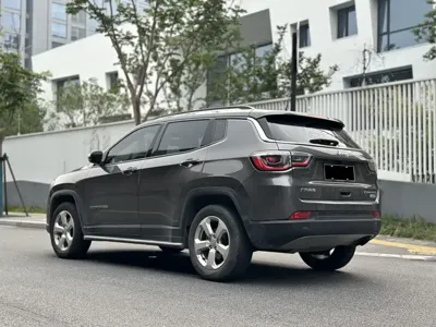 Jeep Compass 2019, 76000 км, за 38800 CNY