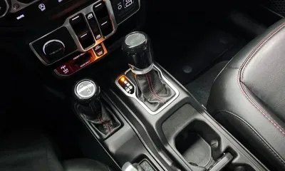 Jeep Wrangler 2023, 17955 км, за 50500000 KRW - фото 9