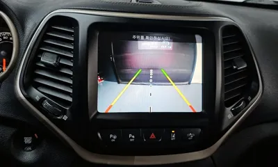 Jeep Cherokee 2016, 132771 км, за 7300000 KRW - фото 14