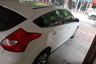 Ford Focus 2012, 92200 км, за 34343.23 CNY - фото 6