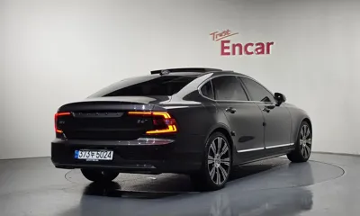 Volvo S90 2023, 42296 км, за 43500000 KRW