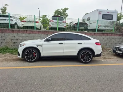 Mercedes-Benz GLE-Class 2017, 130407 км, за 38000000 KRW