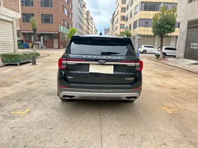 Ford Explorer 2023, 40000 км, за 189800 CNY