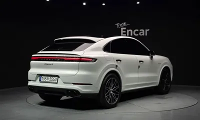 Porsche Cayenne 2025, 25940 км, за 159000000 KRW - фото 2