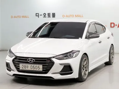 Hyundai Avante · 2017 год