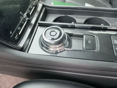 Ford Taurus 2019, 44300 км, за 9740.94 CNY - фото 15