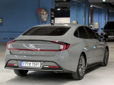 Hyundai Sonata 2022, 120707 км, за 15700000 KRW