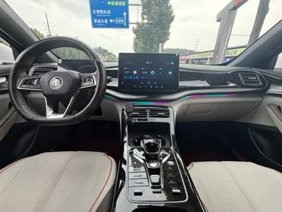 BYD Qin Plus 2023, 53800 км, за 53800 CNY - фото 8