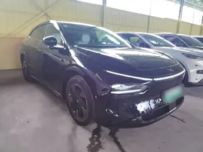 Xpeng 小鹏G7 2025, 5200 км, за 173299 CNY