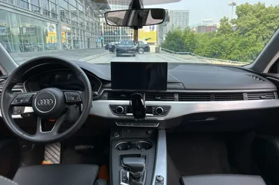 Audi A4L 2022, 94300 км, за 135701.06 CNY - фото 36
