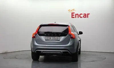 Volvo V60 2016, 137965 км, за 11300000 KRW