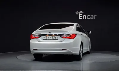 Hyundai Sonata 2012, 124120 км, за 4600000 KRW