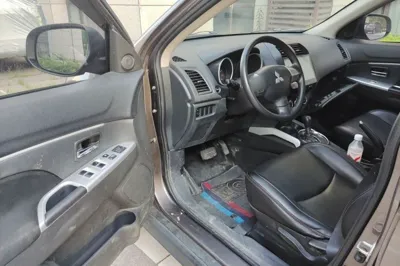 Mitsubishi ASX 2016, 68200 км, за 44415.34 CNY - фото 13