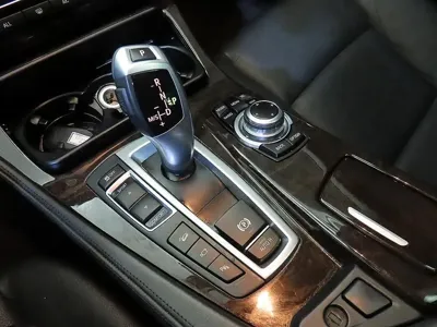 BMW 5-Series 2013, 132728 км, за 6900000 KRW - фото 12