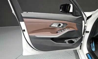 BMW 3-Series 2022, 45396 км, за 35900000 KRW - фото 24