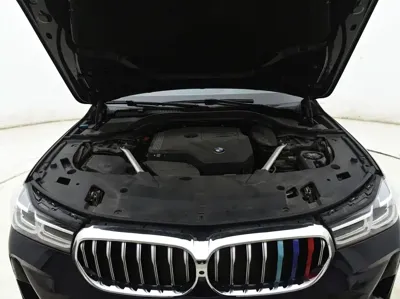BMW 6 Series GT 2023, 43000 км, за 279800 CNY - фото 10