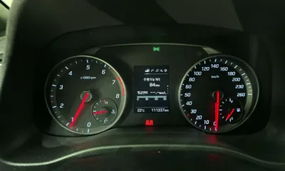 Hyundai Avante 2017, 111337 км, за 8300000 KRW - фото 8