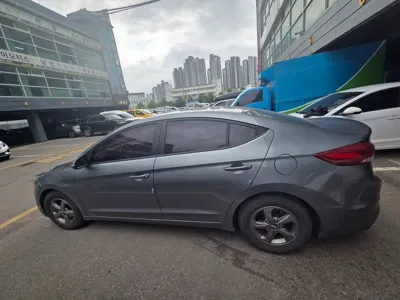 Hyundai Avante 2016, 186800 км, за 4500000 KRW