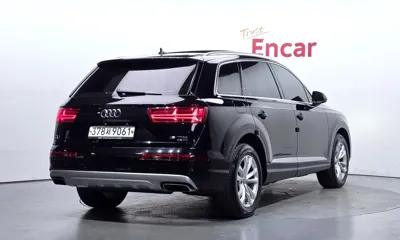 Audi Q7 2019, 92124 км, за 27300000 KRW