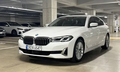 BMW 5-Series · 2023 год