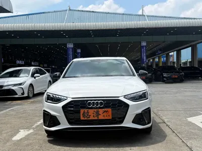 Audi A4L 2023, 34000 км, за 149800 CNY