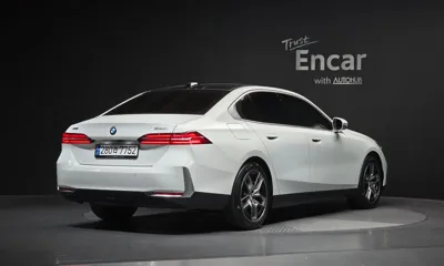 BMW 5-Series 2024, 23906 км, за 64500000 KRW