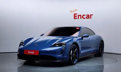 Porsche Taycan · 2022 год