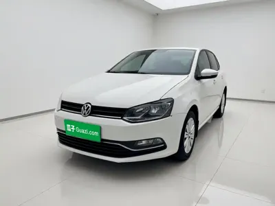 Volkswagen Polo 2016, 82800 км, за 3912.93 USD