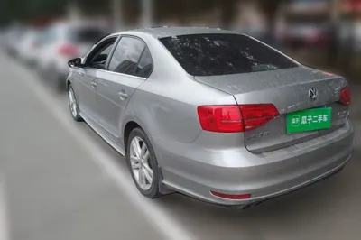 Volkswagen Sagitar 2018, 104300 км, за 46072.77 CNY
