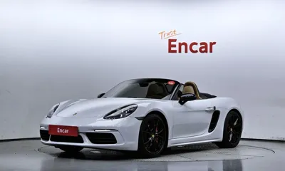 Porsche 718 · 2017 год