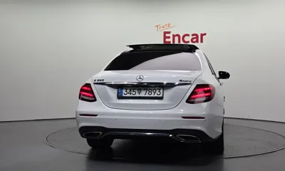 Mercedes-Benz E-Class 2017, 101587 км, за 24000000 KRW