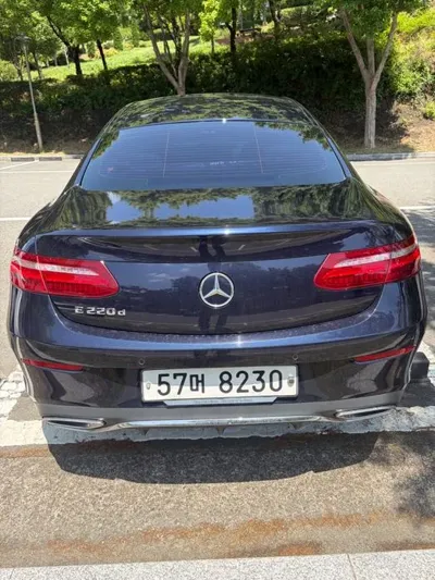Mercedes-Benz E-Class 2018, 180000 км, за 20500000 KRW