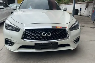 Infiniti Q50L 2021, 90700 км, за 87496.66 CNY