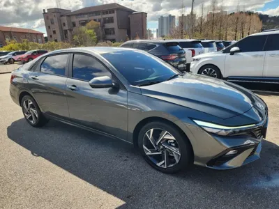 Hyundai Avante 2025, 17585 км, за 22300000 KRW
