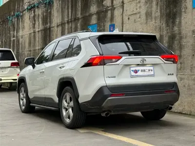 Toyota RAV4 2022, 36000 км, за 93800 CNY - фото 4