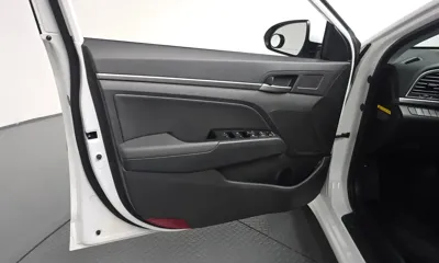 Hyundai Avante 2016, 2347 км, за 12900000 KRW - фото 24