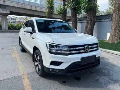 Volkswagen Tharu 2021, 17300 км, за 109800 CNY