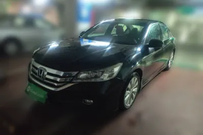 Honda Accord 2014, 113300 км, за 54934.39 CNY - фото 1