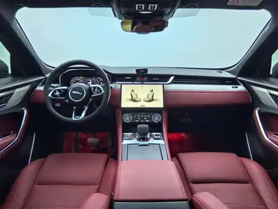 Jaguar F-Pace 2021, 27100 км, за 155900 CNY - фото 18