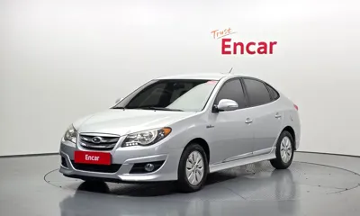 Hyundai Avante · 2012 год