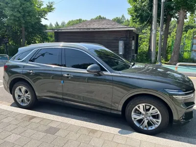 Genesis GV70 · 2024 год