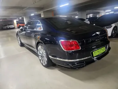 Bentley Flying Spur 2025, 13000 км, за 384790000 KRW - фото 2